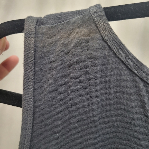 Bobeau Sleeveless Washed Pocket Midi Dress - Picture 6 of 9